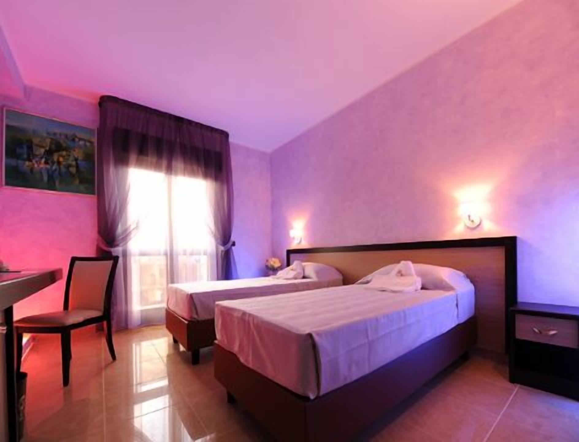 Grand Hotel Paradiso Catanzaro Pokoj fotografie